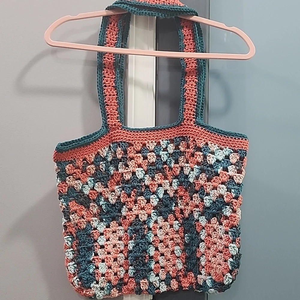 Granny Tote - Picture 2 of 2